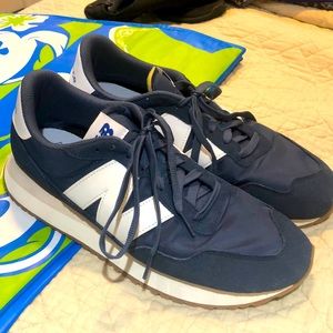 Men’s New Balance 237 Navy Blue